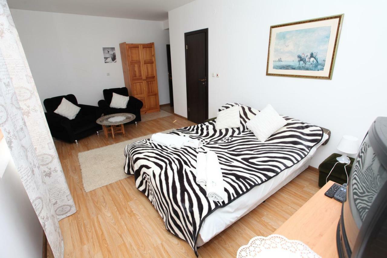 Snow Pearl Residence & Free Spa Banszko Kültér fotó